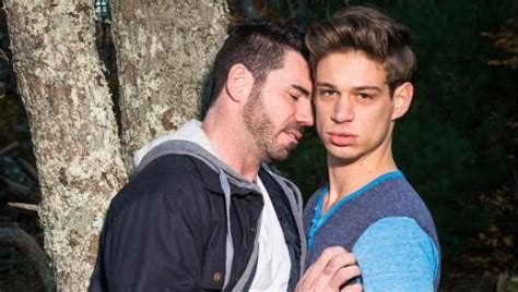 FreePornHDOnlineGay.com Videos Porn Gay HD Online Free.